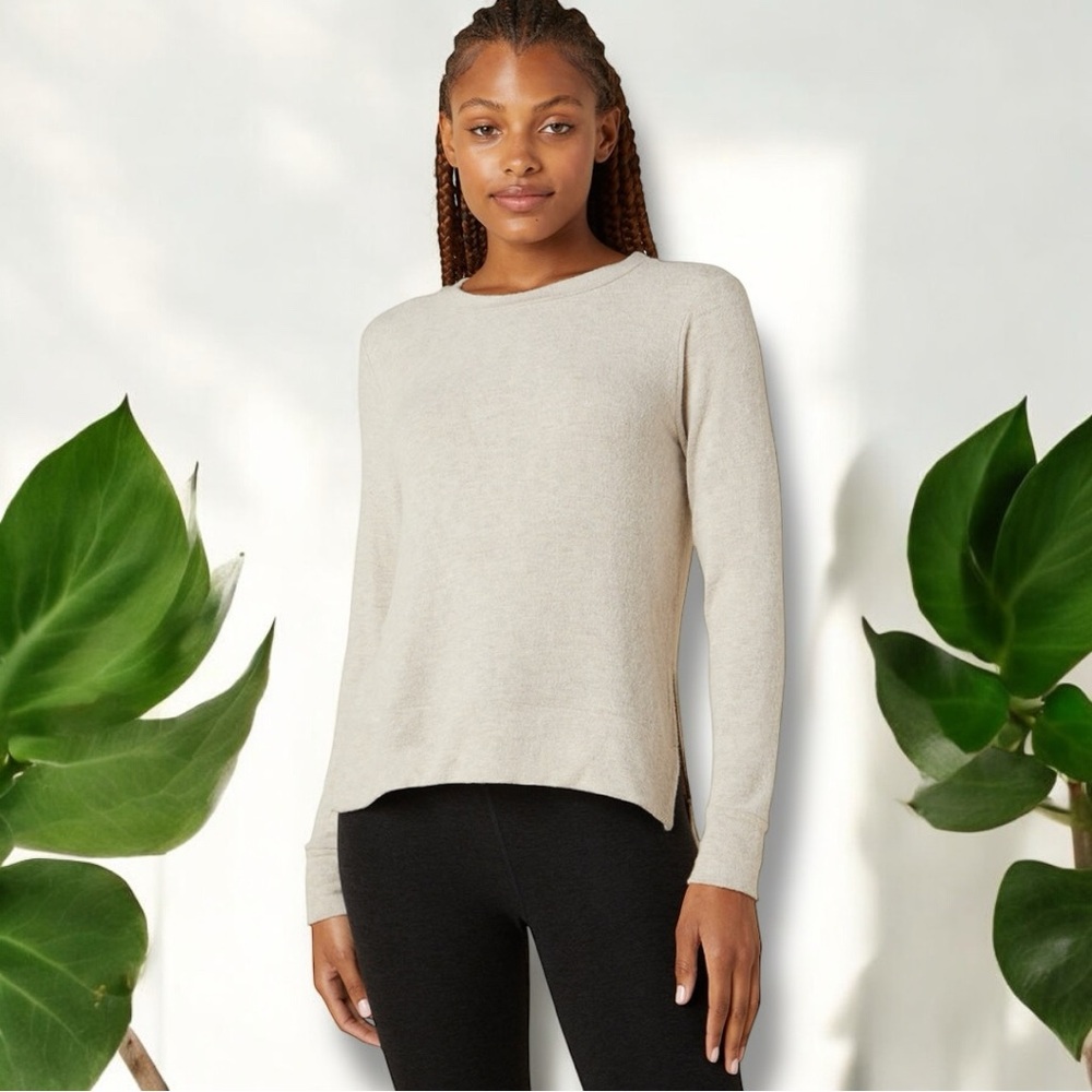 Beyond Yoga Side Slit Long Sleeve Pullover